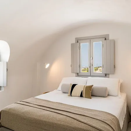 Bed and breakfast Arotron Santorini